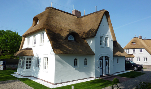 Föhr: Frisian gem.  Your new vacation home? Your second home? Your retirement home?