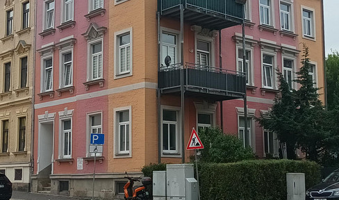 Südvorstadt Plauen: Großzügige 1 Zimmer-Wohnung mit Südbalkon