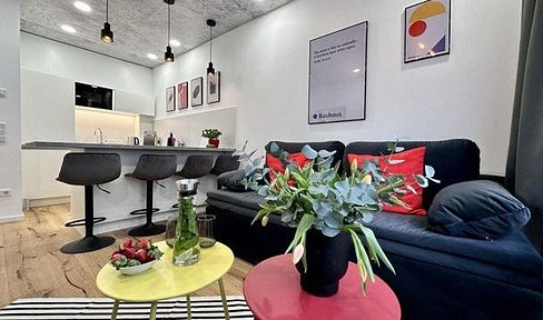 Well-kept 2-room apartment with fitted kitchen and balcony in Oberbilk