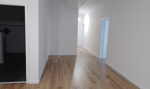 4,5 Zimmer Wohnung 185m² nähe Zoopark neu saniert