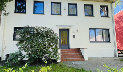 Gewerbehaus mit vielseitiger Nutzung – Büro, Atelier, Studio oder Praxis in Hamburg-Alsterdorf