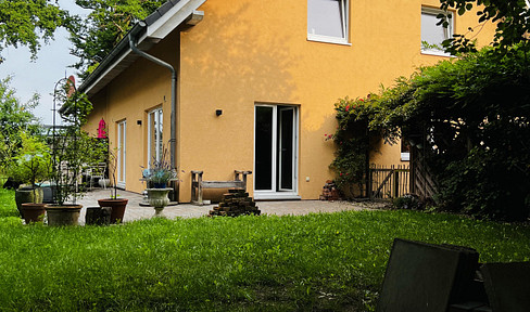 Fantastic semi-detached house in a quiet location
