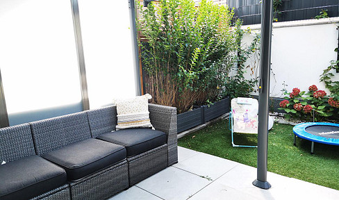 Close to subway!!! 4-room garden apartment, incl. parking!!!! in the heart of Aspern!