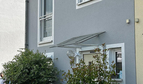 Charming semi-detached house for rent in Sechtem