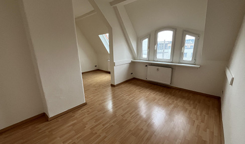 Zentrale 3 Zimmer Dachgeschoss Wohnung im Altbau (Erfurt-Altstadt)