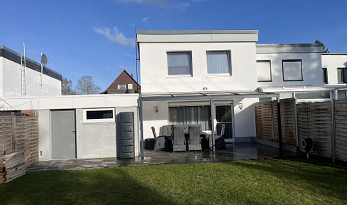 Ready-to-occupy modernized semi-detached house in a good location in Rudow