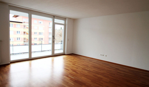 Helle, ruhige 2. Zi. Whg mit großem Wohnzimmer u. Balkon - Klinikum Großhadern (Richtung Süd)