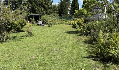 780 m² Freizeitgrundstück – eingezäunt mit Stromanschluss und Grillkotta