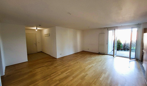 Gepflegte 3,5-Zi-EG-Wohnung mit Terrasse und EBK in Sindelfingen