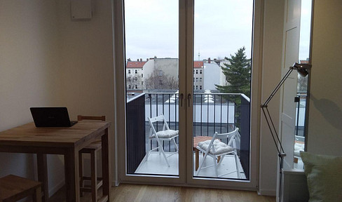 FOR SALE: Modern home with balcony near Hasenheide and Tempelhofer Feld