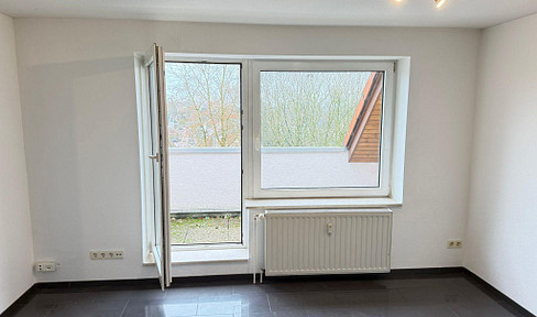 Charming top floor apartment in Pinneberg