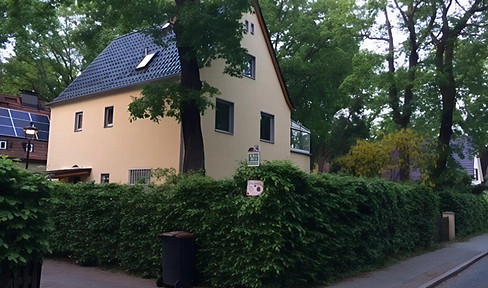 PROVISIONSFREI Stilvolles saniertes Einfamilienhaus im Grünen