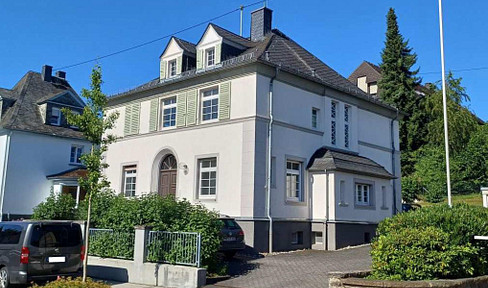 Former administration building in Montabaur - sale by highest bidder procedure
