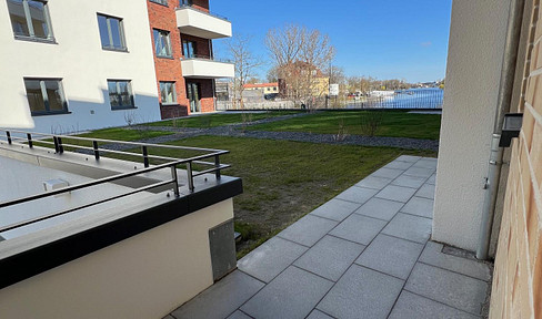 fantastic 2-room apartment/first-time occupancy/garden/ terrace/ EBK