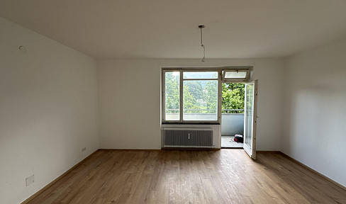 Garconniere near university and clinic with balcony