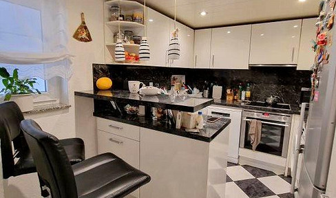 Schön möblierte Wohnung nähe Uni Hohenheim, 3 ZKB, Kü/Ba neuwertig