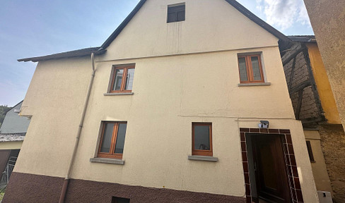 Kleines saniertes Haus in 35638 Leun-Biskirchen