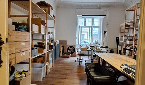 Charming ground floor commercial unit in Schöneberg