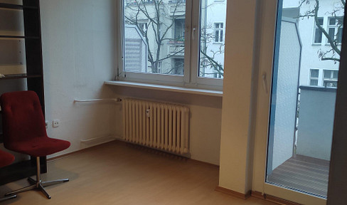 1.5 room apartment with south-facing balcony in quiet side street in Günzelkiez Wilmersdorf