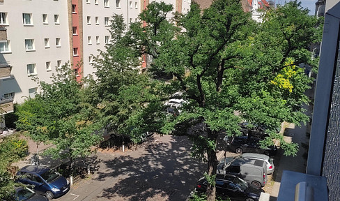 1.5 room apartment with south-facing balcony in quiet side street in Günzelkiez Wilmersdorf