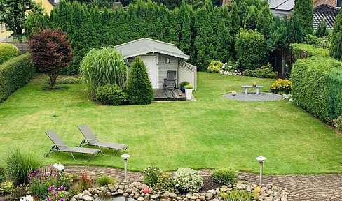 Building plot with development plan