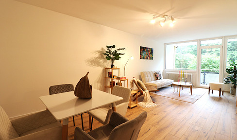 Attention young family! 3 rooms, kitchen, bathroom, balcony, parking space, playground, nature....