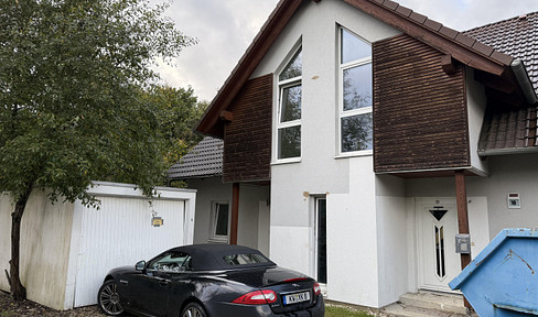 Familienfreundliches sonniges Haus in ruhiger  Naturlage