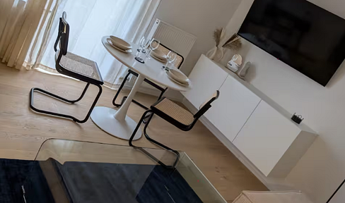Premium Airbnb-Investment >5,5% Rendite in Durlach – 2-Zimmer-Apartment + Duplexgarage