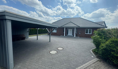 Modern barrier-free bungalow close to the center