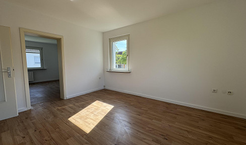 Renovated 2-room apartment in a prime location!