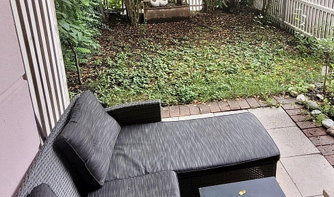Bright garden apartment