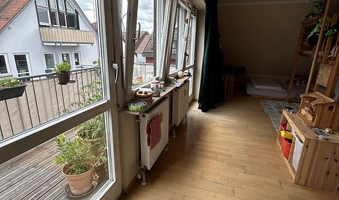 From private: Sunny maisonette apartment in the heart of Plieningen