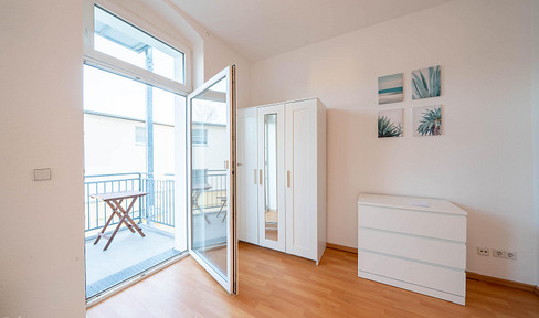 Sanierter Altbau - 3 Zimmer Balkon ruhig, zentral und top geschnitten