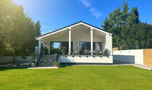 Exclusive design bungalow, quiet location near Düsseldorf & Cologne