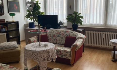 3 rooms,kitchen,bathroom for rent Triererstraße 109