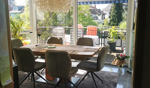 Charmanter Altbau mit traumhaftem Wintergarten und Dachterrasse in Top Lage