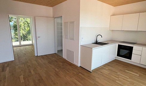 Living above the rooftops of Berlin. New building! Chic 2 room apartment in Berlin's best location!