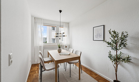 Provisionsfrei: Ihre neue 2,5-Zimmer-Wohnung mit West-Loggia über den Dächern von Perlach