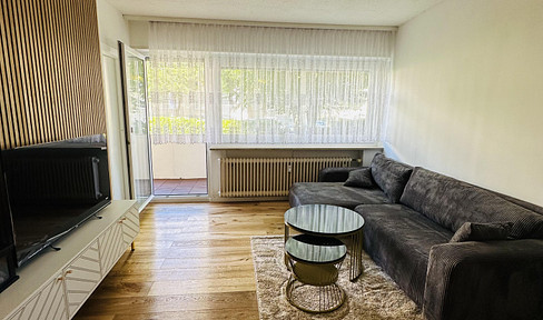 Commission-free 1-room apartment in Augsburg - Exclusive, high-quality refurbishment & fully furnished!