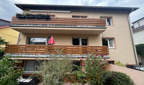 4-room apartment in 64665 Alsbach-Hähnlein with garage and parking space