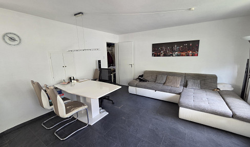 Bright 3-room apartment with large balcony and garage in a quiet location in Stuttgart