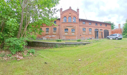 Resthof mit Weitblick – 600 m² Wohnpotenzial in idyllischer Dorfrandlage a. d. Meckl. Seenplatte
