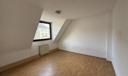 Helle 2-Zimmer-Wohnung mit Tageslichtbad