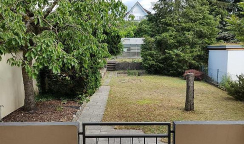 Fully furnished 2-room apartment in the heart of Karlsruhe