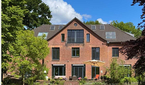 Healthy Luxury- top renovated farm with horse keeping, 3 residential units, building plot, Live&Work