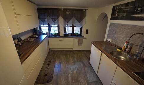 Beautiful old town bright apartment 145 sqm with small roof terrace