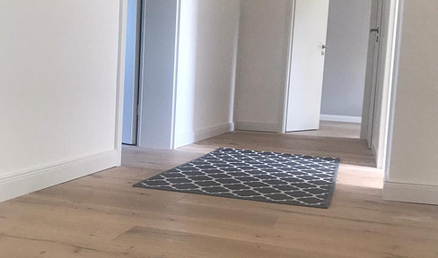Living in the countryside: 3-room dream apartment with sunny balcony & parking space in the popular Waldsiedlung development