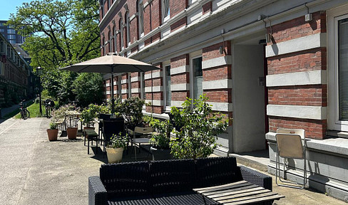 Very quietly located apartment in lively Eppendorf