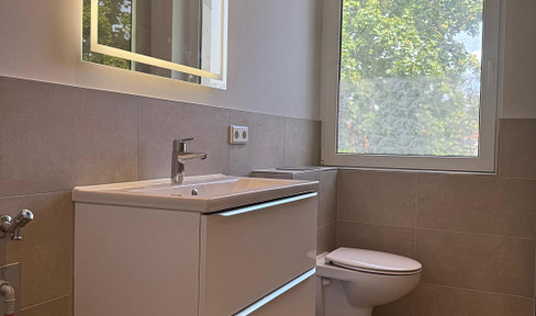 Kernsanierte 2 Zimmer-Whg. in zentraler Lage