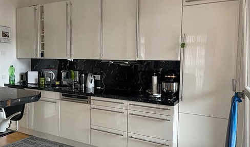 Modern 3-room apartment with loggia, parking space, underfloor heating, guest WC, air conditioning